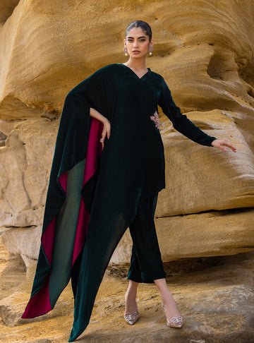 Zainab Chottani Mira Luxury Velvet Pret Formals Online Shopping